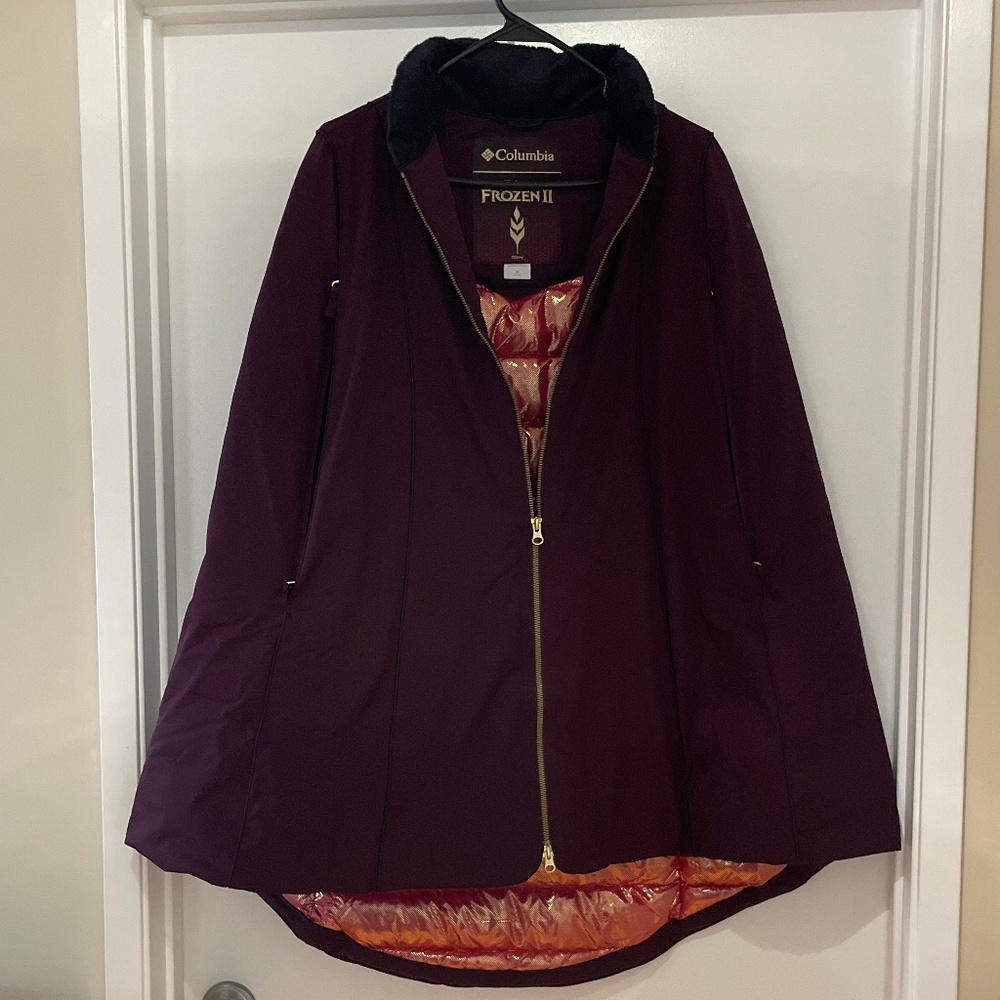 Columbia Disney Anna Down Cape